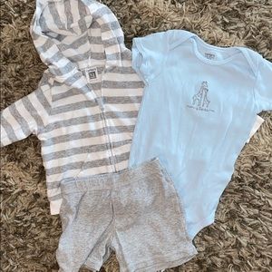4/$20 SALE Carter’s 3 piece set